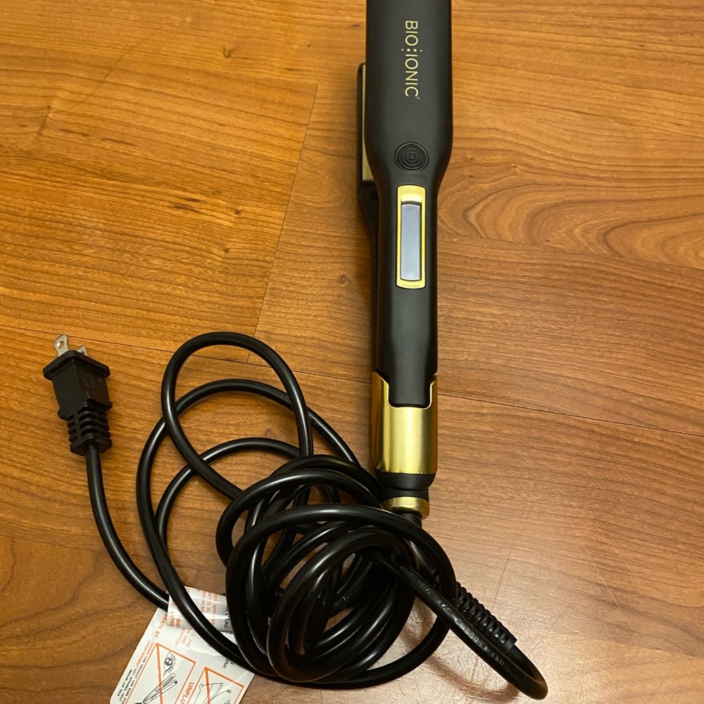 Bio Ionic Flat Iron